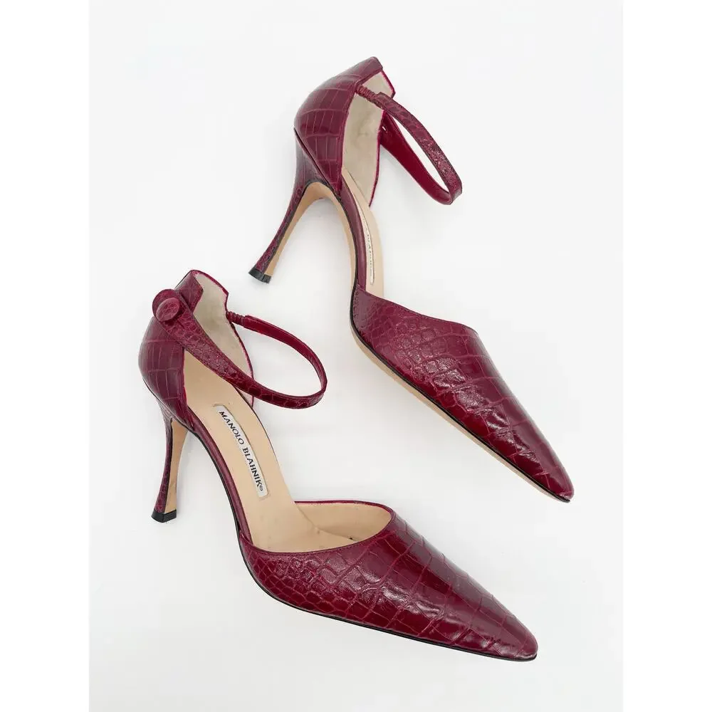 Manolo Blahnik Vintage Burgundy Exotic Alligator Leather Ankle Strap Heels IT 40